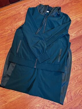 Chico’s Dressy Jogger Set Dark Teal Lightweight Zip-Up Jacket